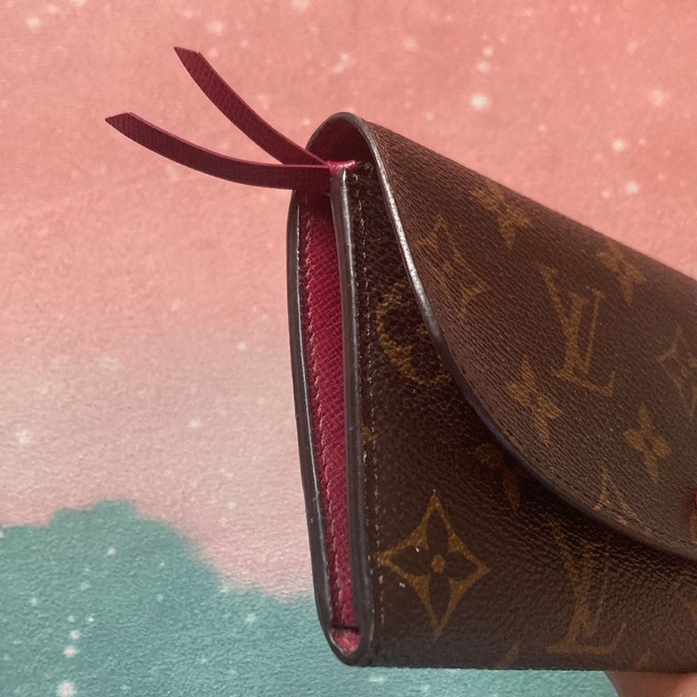 Louis Vuitton Emilie Wallet - Picture 5 of 11